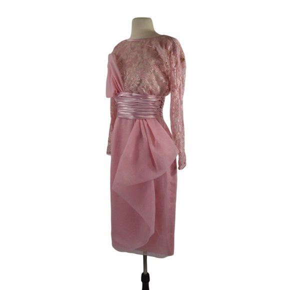 1980s Lace and Shimmery Sheer Pink Dress by Lilli Diamond - Picture 2 of 9